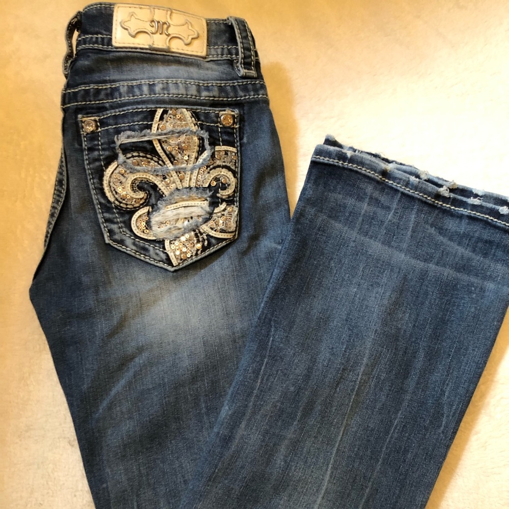 Destressed MissMe jeans NWOT